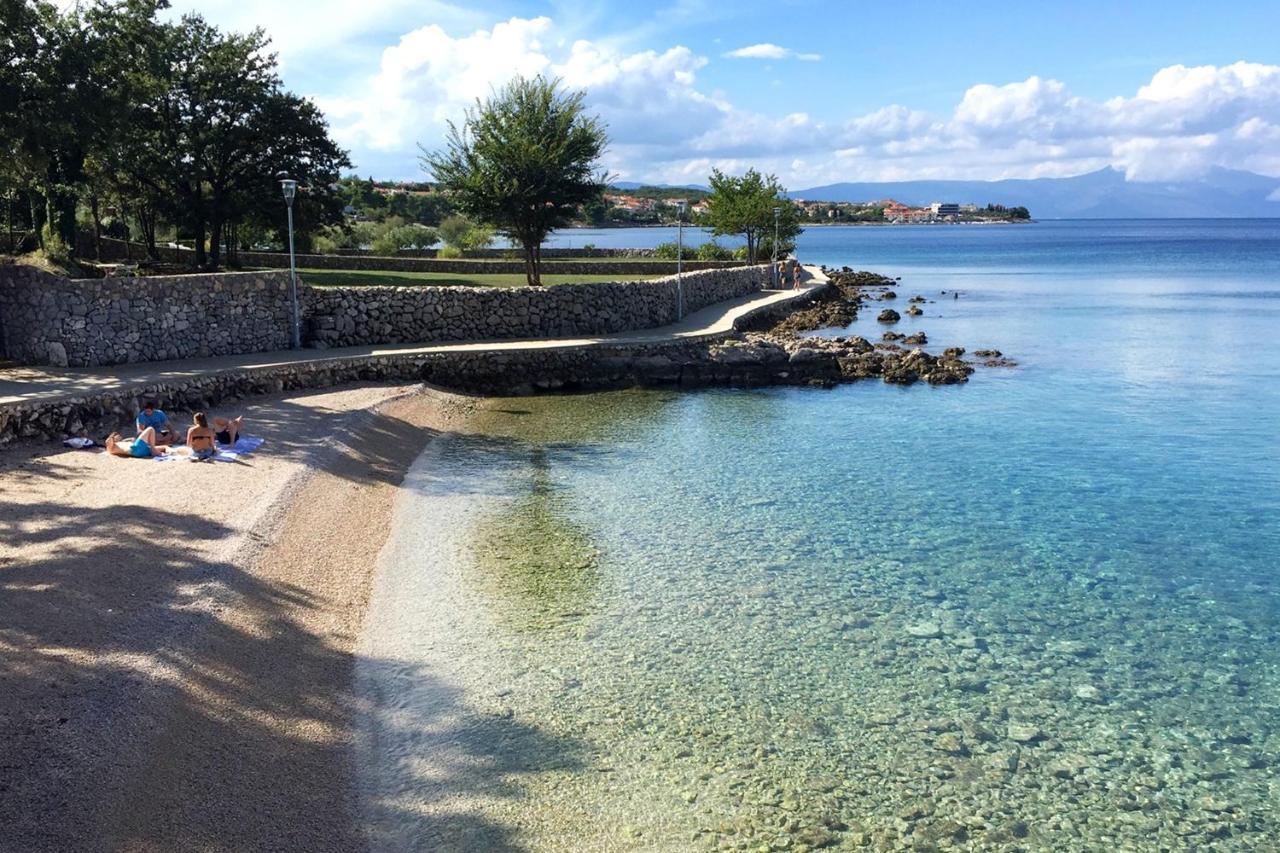 Apartments By The Sea Vantacici, Krk - 5347 マリンスカ エクステリア 写真